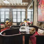 Apartamento Montee Du Change
