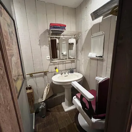 Apartamento Montee Du Change